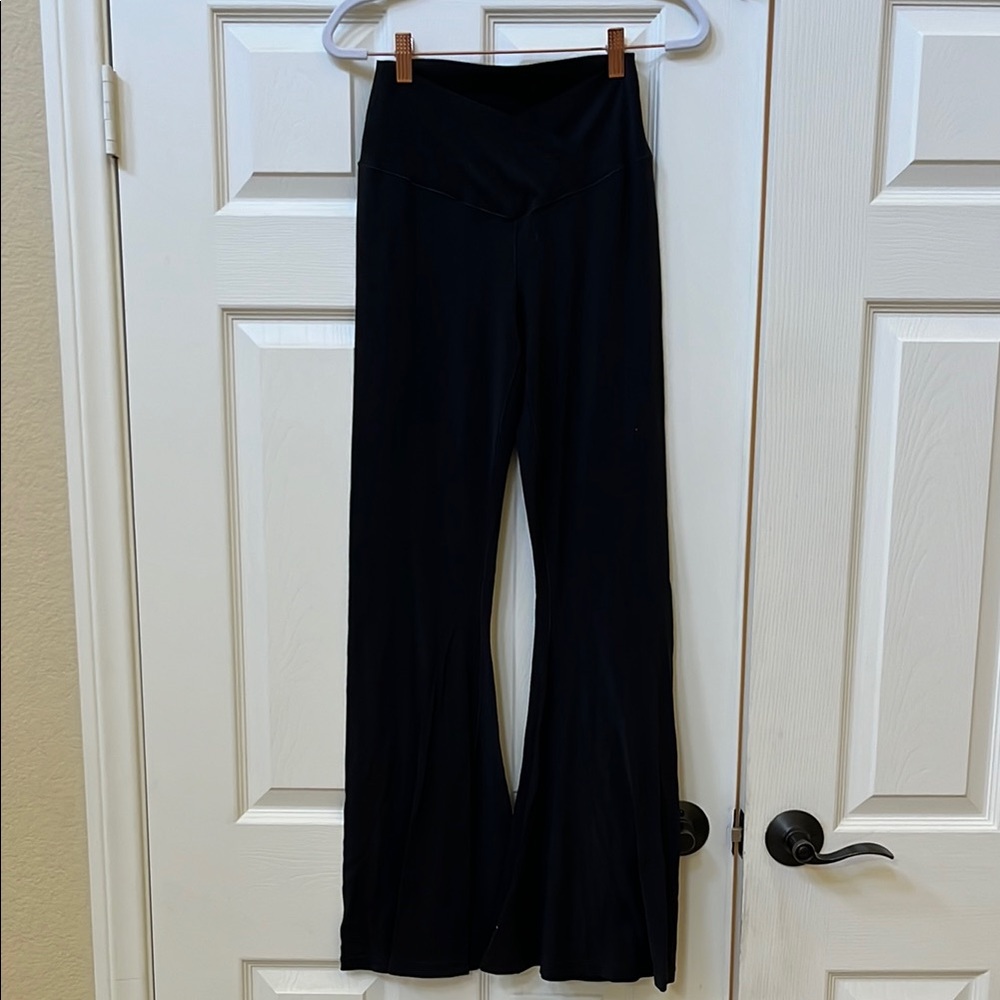 Aerie Super Flair Hi-Rise Crossover Leggings